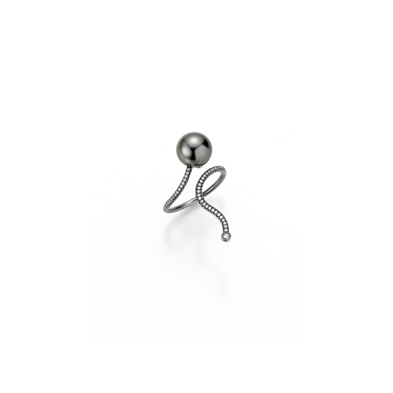 Tahiti Pearl and Gold Ring with Diamonds
