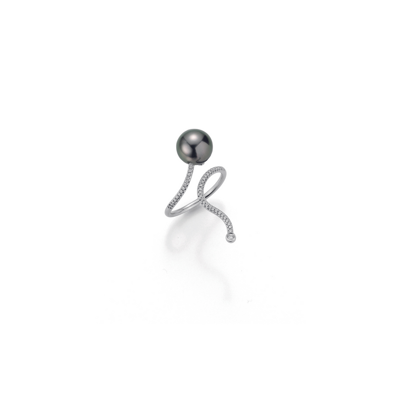 Tahiti Pearl and Gold Ring with Diamonds