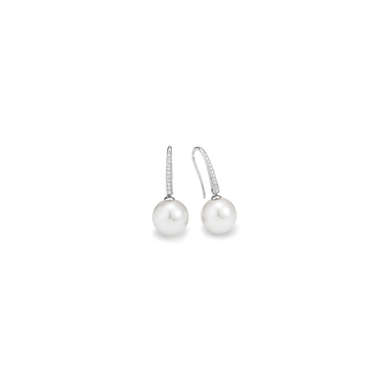 South Sea Pearl and Gold Earrings With Diamonds