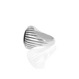 Onyx Ribbed Shank Low Profile Ring