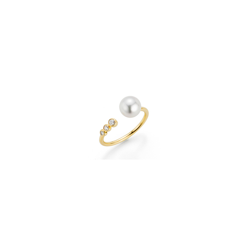 Akoya Pearl and Gold Ring with Diamonds